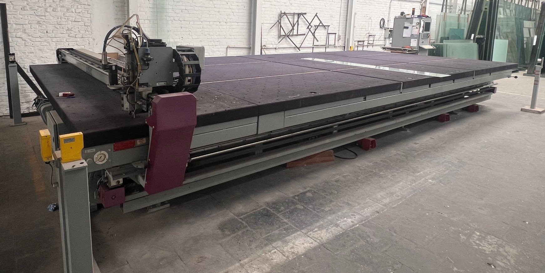 SNI-098 Lisec BSK-60/30S float table for jumbo sheets