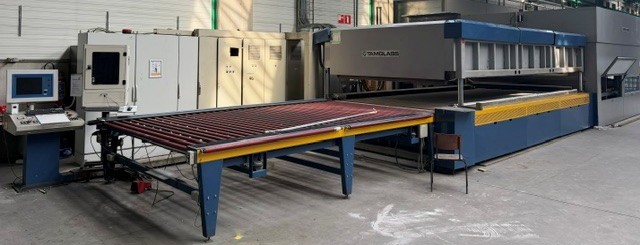 TEM-004 Tamglass furnace with convection HTF 2442
